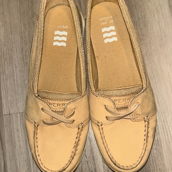 Sperry Tan Leather Flats Nautical Loafers - Picture 1 of 6